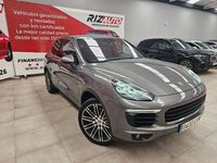 Usado Porsche Cayenne S E-Hybrid 416 CV (305 kW) 2016 Gris / plata SUV