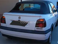 Usado VW Golf Cabriolet 115 CV (84 kW) 1994 Blanco Descapotable