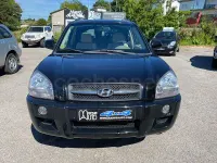 Usado Hyundai Tucson Premium 140 CV (102 kW) 2009 Negro SUV