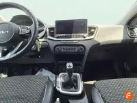 Usado Kia Ceed 120 CV (88 kW) 2022 Blanco Utilitario