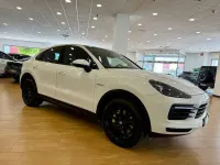 Usado Porsche Cayenne 462 CV (339 kW) 2022 Blanco SUV