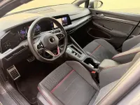 Usado VW Golf VIII GTI Clubsport 301 CV (221 kW) 2022 Gris / plata Berlina