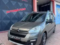 Usado Citroën Berlingo 100 CV (73 kW) 2018 Marrón Monovolumen