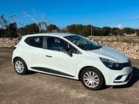 Usado Renault Clio IV Life 75 CV (55 kW) 2018 Blanco Berlina