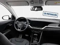 Usado Kia Niro 141 CV (103 kW) 2022 Blanco SUV