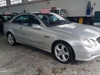 Usado Mercedes CLK270 Avantgarde 170 CV (125 kW) 2003 Gris / plata Coupe