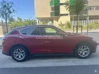 Usado Alfa Romeo Stelvio 180 CV (132 kW) 2018 Rojo SUV