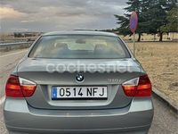 Usado BMW 318 143 CV (105 kW) 2006 Gris / plata Berlina