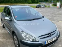 Usado Peugeot 307 110 CV (80 kW) 2002 Gris / plata Berlina