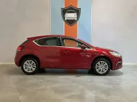 Usado Citroën DS4 120 CV (88 kW) 2014 Rojo Utilitario