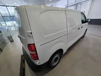 Usado Peugeot Expert S 120 CV (88 kW) 2022 Blanco Van