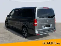 Usado Mercedes V220 163 CV (119 kW) 2022 Gris / plata Monovolumen