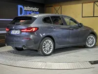 Usado BMW 118 Comfort Edition 150 CV (110 kW) 2020 Gris Utilitario