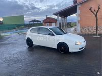Usado Alfa Romeo 147 Progression 140 CV (102 kW) 2003 Blanco Utilitario