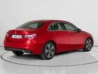 Usado Mercedes A180 116 CV (85 kW) 2021 Rojo Berlina
