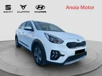 Usado Kia Niro 141 CV (103 kW) 2021 Blanco SUV