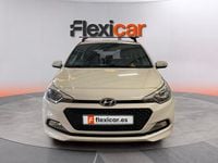 Usado Hyundai i20 84 CV (61 kW) 2017 Gris Berlina