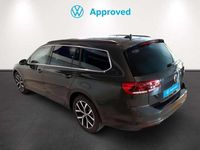 Usado VW Passat Executive 150 CV (110 kW) 2024 Gris Familiar