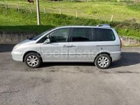 Usado Peugeot 807 143 CV (105 kW) 2007 Gris / plata Monovolumen