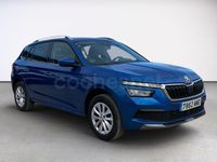 Usado Skoda Kamiq Ambition 110 CV (80 kW) 2023 Azul SUV