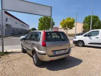 Usado Ford Fusion Trend 80 CV (58 kW) 2003 Beige Utilitario