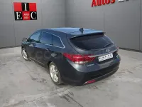 Usado Hyundai i40 Style 141 CV (103 kW) 2016 Azul Familiar