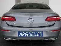 Usado Mercedes E400 AMG Line Premium Plus 333 CV (244 kW) 2017 Gris / plata Coupe