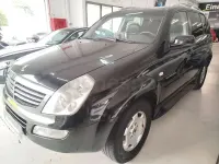 Usado SsangYong Rexton 165 CV (121 kW) 2005 Negro SUV