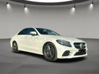 Używany Mercedes C200 160 KM (117 kW) 2019 Biały Sedan/Limuzyna