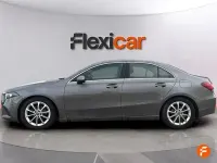 Usado Mercedes A180 116 CV (85 kW) 2019 Gris Berlina