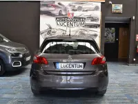 Usado Peugeot 308 Access 115 CV (84 kW) 2013 Marrón Berlina
