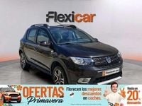 Usado Dacia Sandero Comfort 90 CV (66 kW) 2020 Azul Utilitario