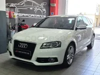 Usado Audi A3 Sportback Ambiente 140 CV (102 kW) 2011 Blanco Utilitario