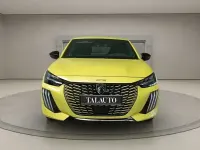 Usado Peugeot e-208 GT 114 kW (155 CV) 2024 Amarillo Utilitario