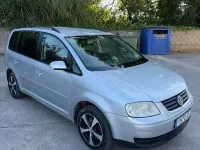 Usado VW Touran Trendline 99 CV (72 kW) 2003 Gris Monovolumen