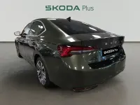 Usado Skoda Octavia Selection 150 CV (110 kW) 2024 Verde Berlina
