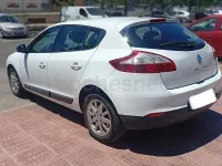 Usado Renault Mégane 110 CV (80 kW) 2011 Blanco Berlina