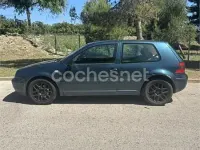 Usado VW Golf IV Highline 115 CV (84 kW) 2002 Azul Berlina