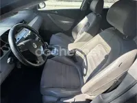 Usado VW Passat Highline 140 CV (102 kW) 2006 Marrón Berlina