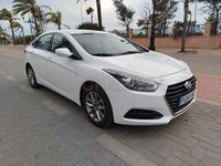 Usado Hyundai i40 115 CV (84 kW) 2018 Blanco Berlina