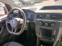 Usado VW Caddy 102 CV (75 kW) 2020 Blanco Monovolumen