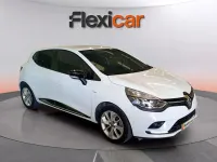 Usado Renault Clio IV Zen 90 CV (66 kW) 2017 Blanco Berlina