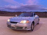 Usado Hyundai Coupé 105 CV (77 kW) 2002 Gris / plata Coupe