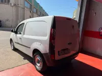 Usado Renault Kangoo 95 CV (69 kW) 2021 Blanco Monovolumen