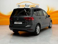 Usado VW Touran Advance 115 CV (84 kW) 2017 Gris / plata Monovolumen