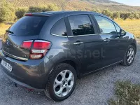 Usado Citroën C3 Attraction 68 CV (50 kW) 2014 Negro Berlina