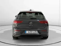 Usado VW Golf VIII 116 CV (85 kW) 2022 Gris Berlina