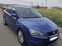 Usado Seat Toledo Style 110 CV (80 kW) 2016 Azul Utilitario
