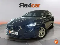 Usado Seat Leon Style 110 CV (80 kW) 2024 Negro