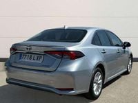Usado Toyota Corolla Active 122 CV (89 kW) 2022 Gris Berlina